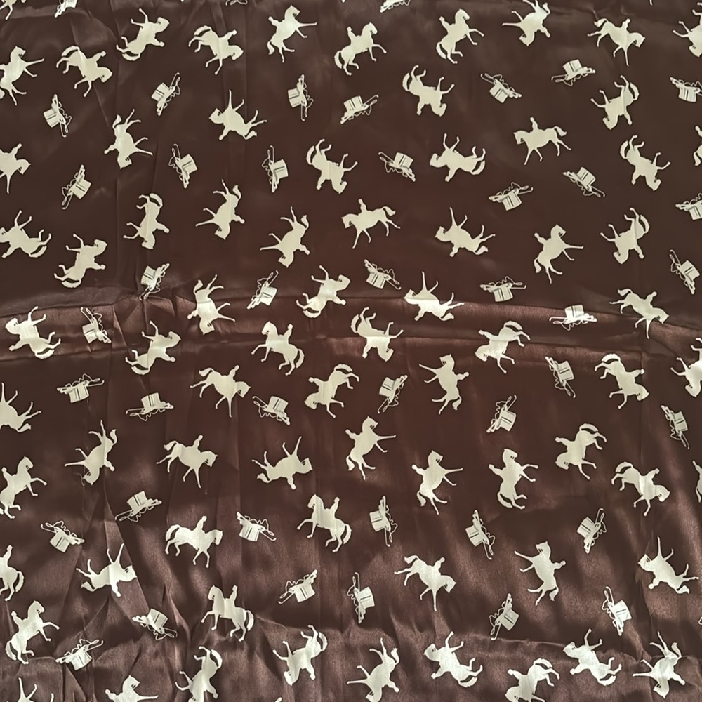 UNBRANDED POLKA DOT HORSE BROWN LARGE POLYESTER scarf 35/34 in - Picture 2 of 3
